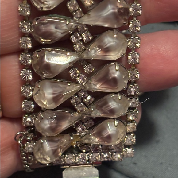Vintage Bracelet and Clip On Earrings, Rhinestone - Picture 2 of 8